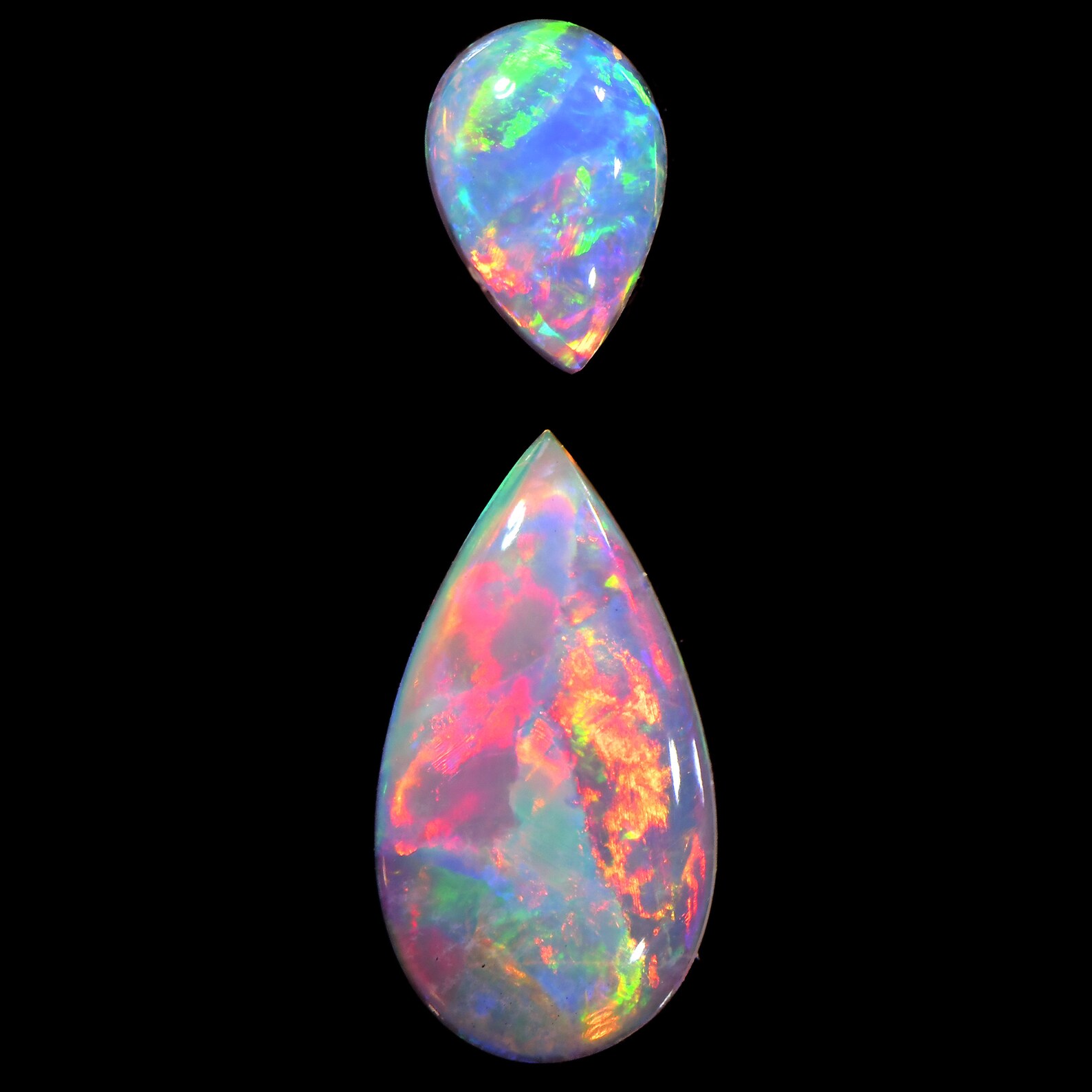 2 Pcs Calibrated Crystal Opal Parcel 0.82 ctw